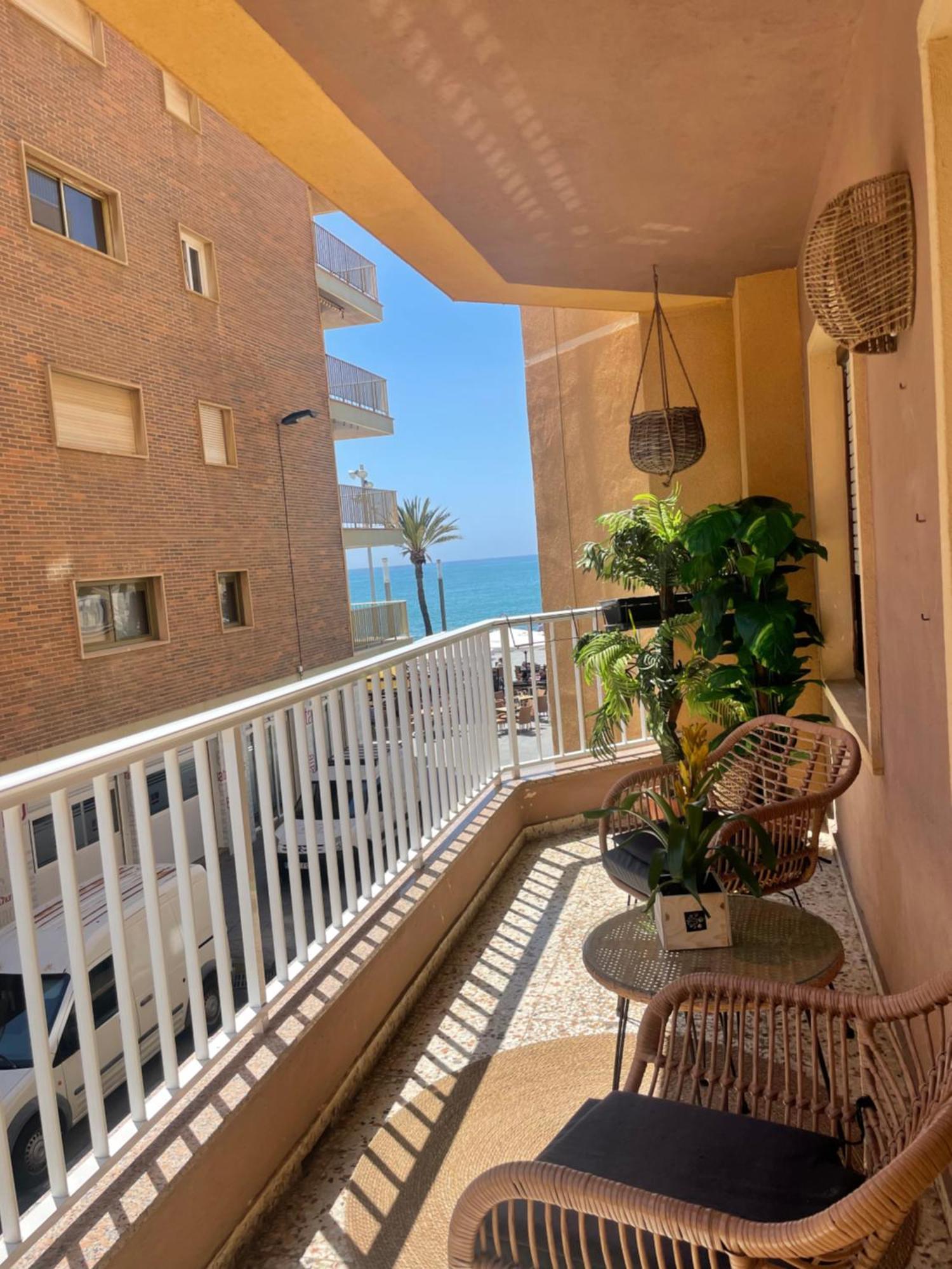 Apartamento Celeste Apartment Торевиеха Екстериор снимка